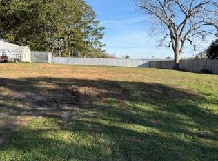 731 S Tesch St, Bellville, TX 77418