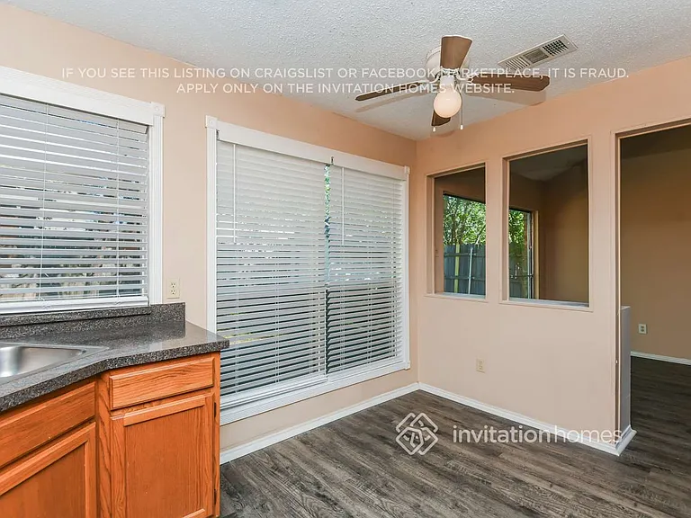 3805 Waxwing Cir S — Photo 8