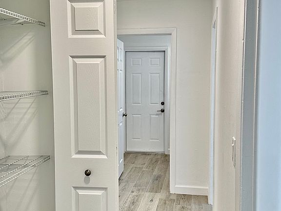 3rd image of 620 Fernwood Dr APT B