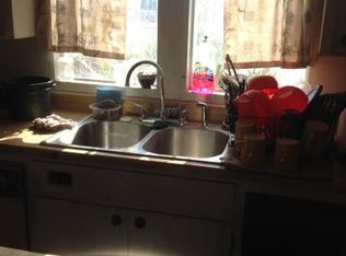 13744 Sutter St, Trona, CA 93562