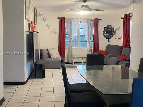 4th image of 631 Jann Ave