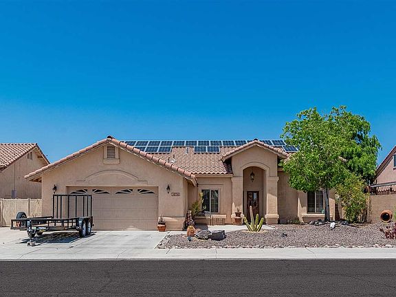 4th image of 10794 E 39th Ln