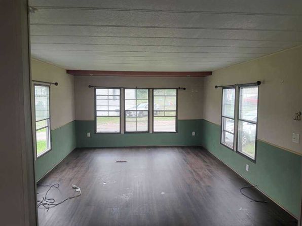 (undisclosed Address), Martinsville, VA 24112