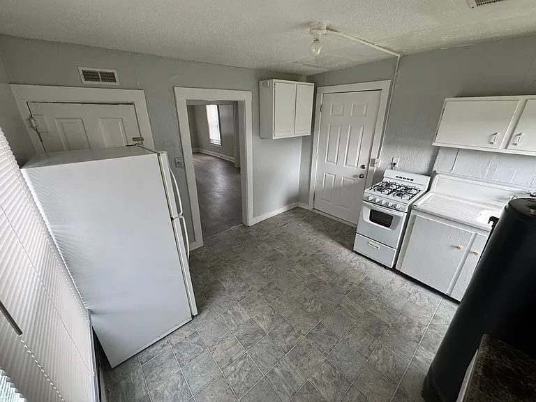 1519 N Ripley St — Photo 17
