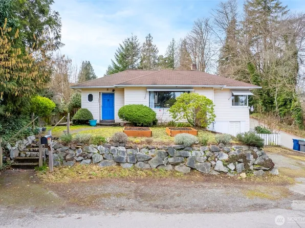 1351 N Lafayette Avenue, Bremerton, WA 98312