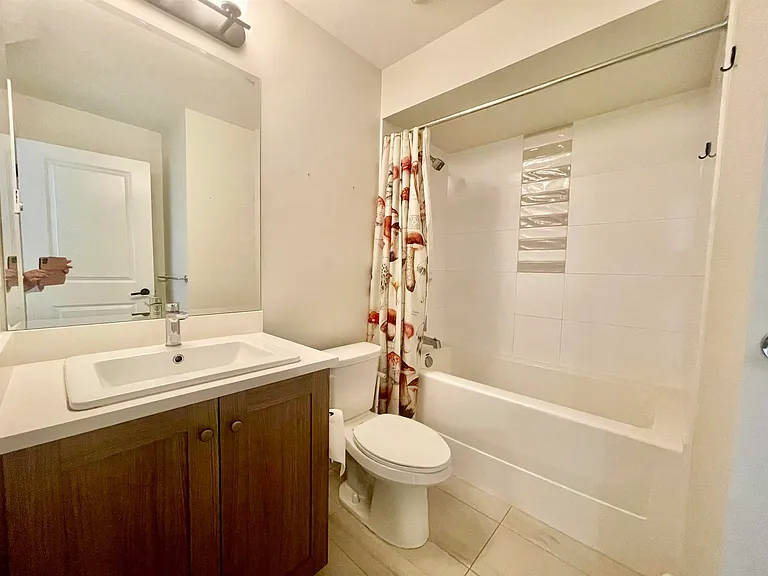1100X Harris Dr #BASEMENT — Photo 11