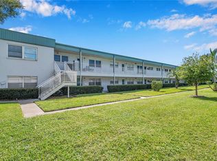 5267 81st St N APT 4, Saint Petersburg, FL 33709