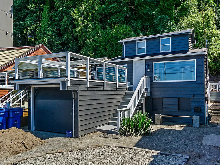 1310 Alki Ave SW — Photo 22