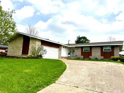 9646 Vinewood Dr, Dallas, TX, 75228