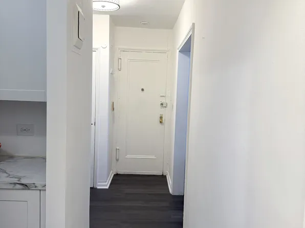 141-27 78th Road image 4 of 23