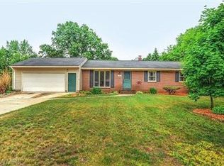5335 Grand River Dr NE, Grand Rapids, MI 49525