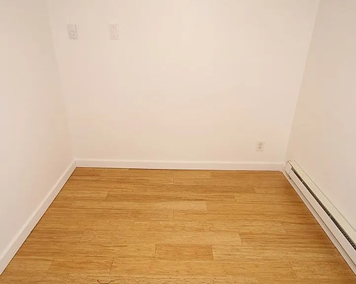 Ballard Flats Apartments — Photo 11