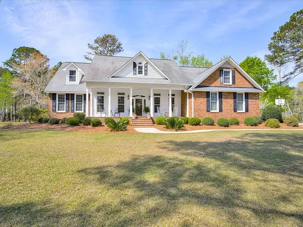 1490 Country Club Cir, Wrens, GA 30833