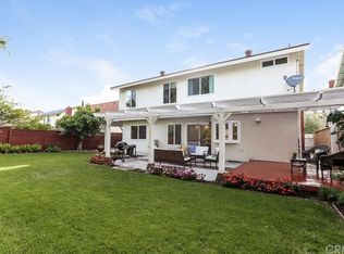 8 Eccelstone Cir, Irvine, CA 92604