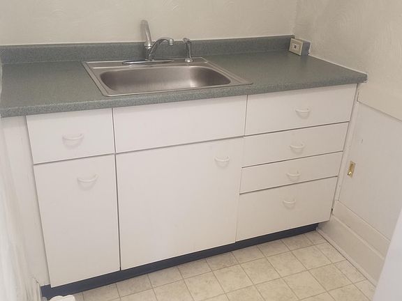 5th image of 425 N Main St #4B