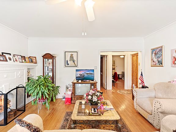 5th image of 8147 S Eberhart Ave