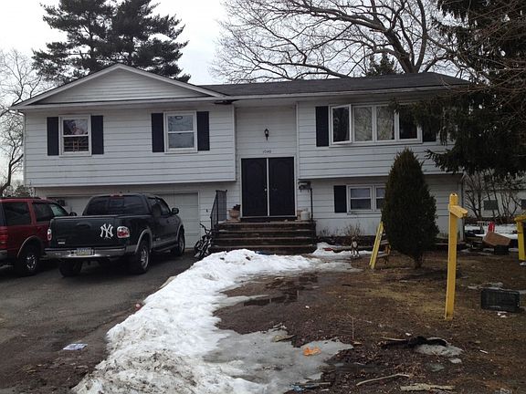 5th image of 1048 Central Ave