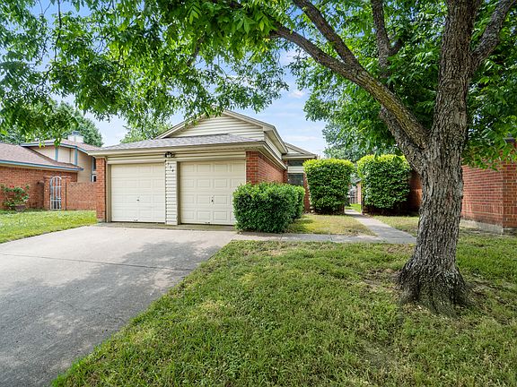 3rd image of 4734 Poppy Dr E