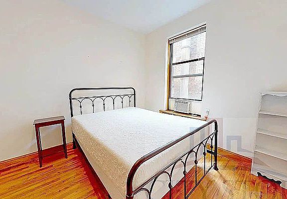 3rd image of 203 W 85th St APT 34