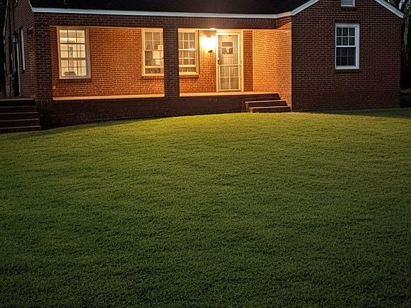 4th image of 57 Weatherly St