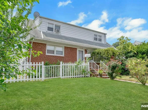 48 Doherty Dr, Clifton, NJ 07013