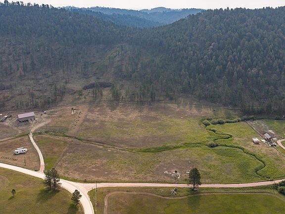 3rd image of Rifle Pit Rd