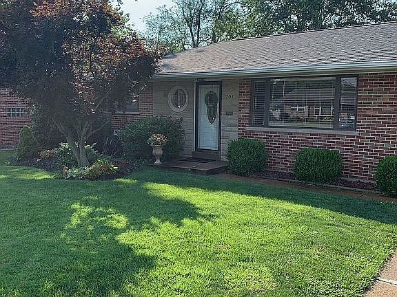 2nd image of 731 Dallwood Dr