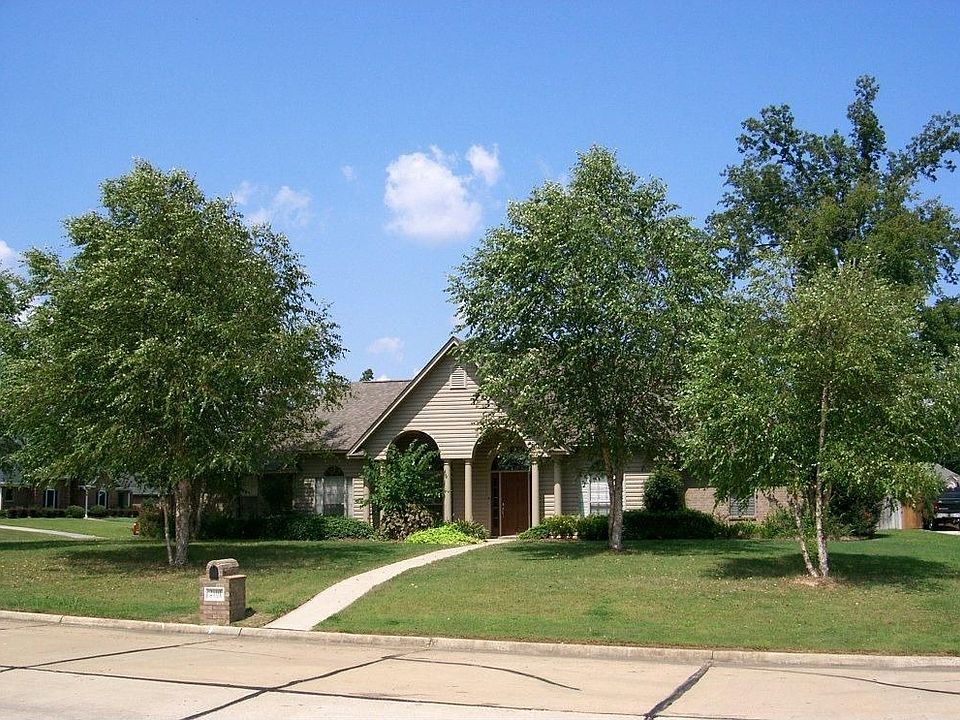 1st image of 2101 McDonald Ln