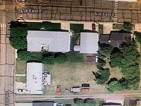 513 3rd St E, Napoleon, ND 58561