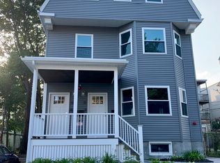 10-12 Sagamore St, Dorchester, MA 02125