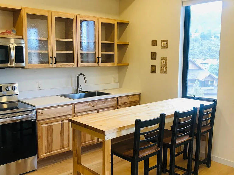 2807 Rim Dr #B — Photo 1