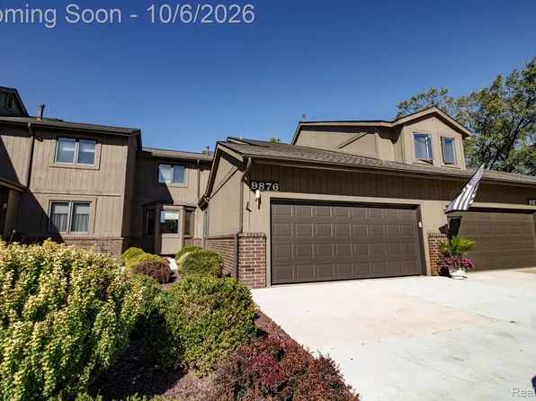 9876 Hawthorne Glen Dr, Grosse Ile, MI 48138