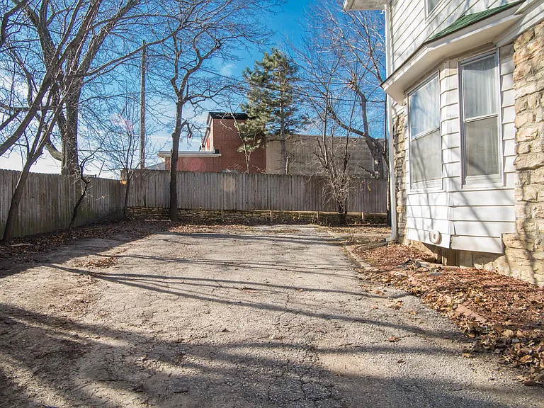 4228 Greenwood Pl — Photo 30