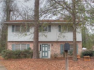 1022-1024 Crestwood Dr, Auburn, AL 36830