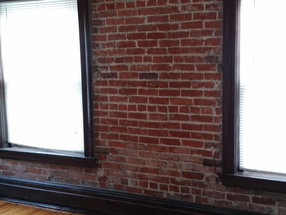 2nd image of 2314 E 13th St