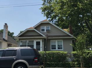 22 Wood St, Rutherford, NJ 07070