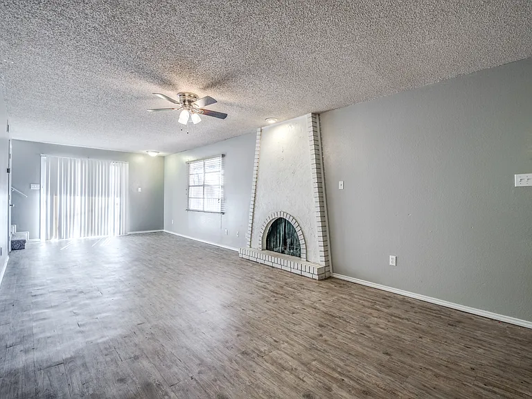 5302 Kenosha Ave — Photo 28