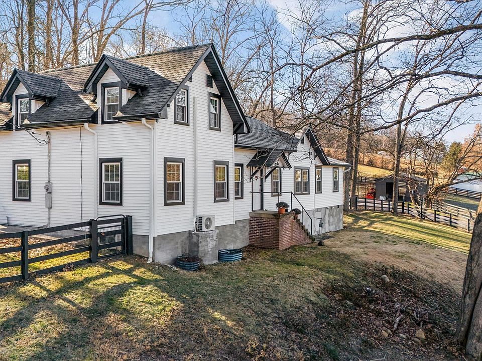 1st image of 183 Laurel Rd