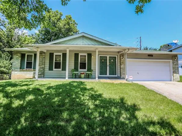 11909 Rosevalley Ln, Saint Louis, MO 63138