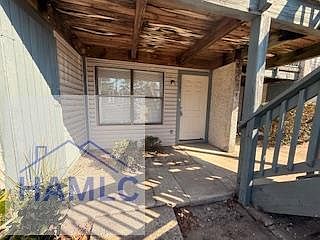1st image of 910 Brett Dr APT 101