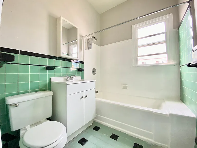 5623 Virginia Ave #204 — Photo 9