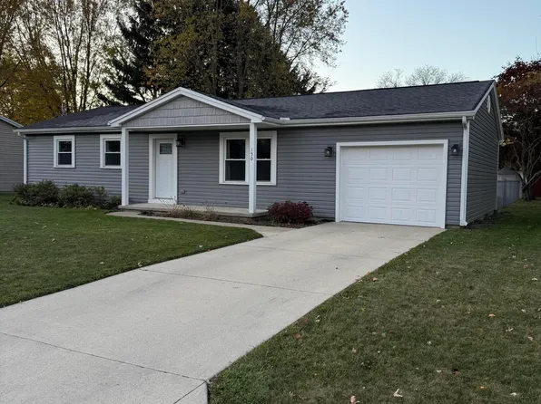 150 Marshall Ave, Pemberville, OH 43450