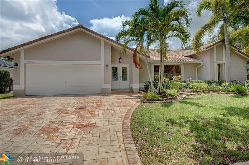 1st image of 4882 NW 51st St