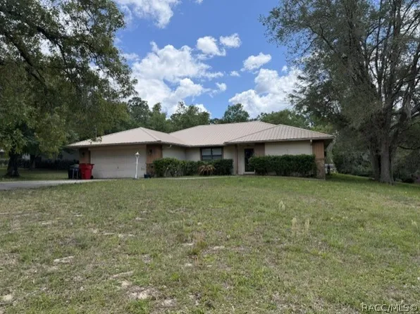 3046 E Squirrel Ct, Inverness, FL 34452
