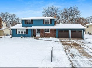 544 Somerset Dr, Green Bay, WI 54301