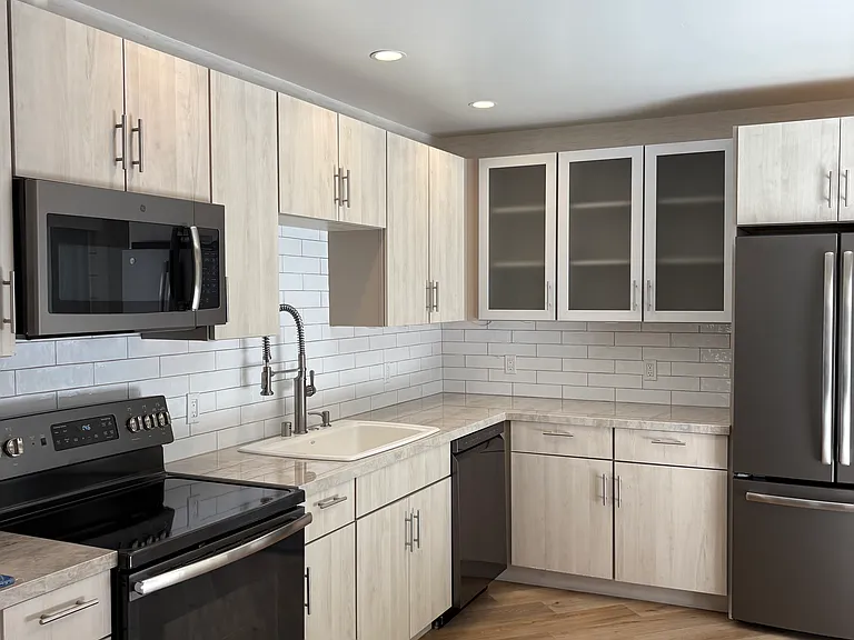 8031 El Paseo Grande — Photo 12