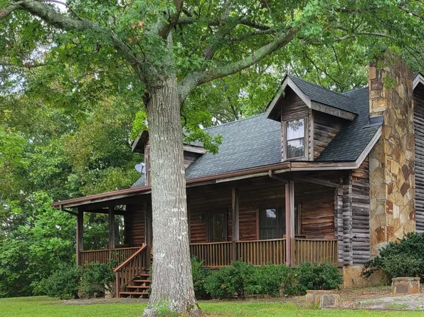 39 Pocket Rd, Chickamauga, GA 30707