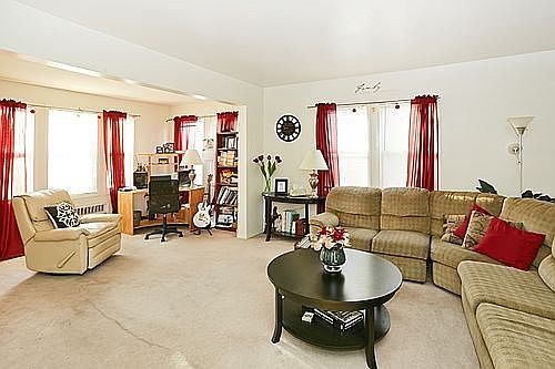 5th image of 13922 233rd St