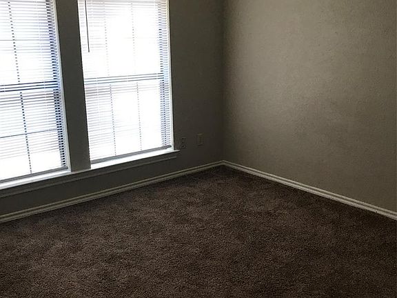 5th image of 1620 Wade Dr