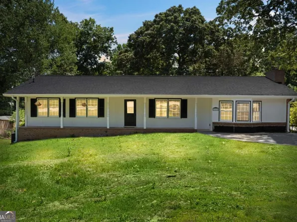 865 Old Tucker Rd, Stone Mountain, GA 30087